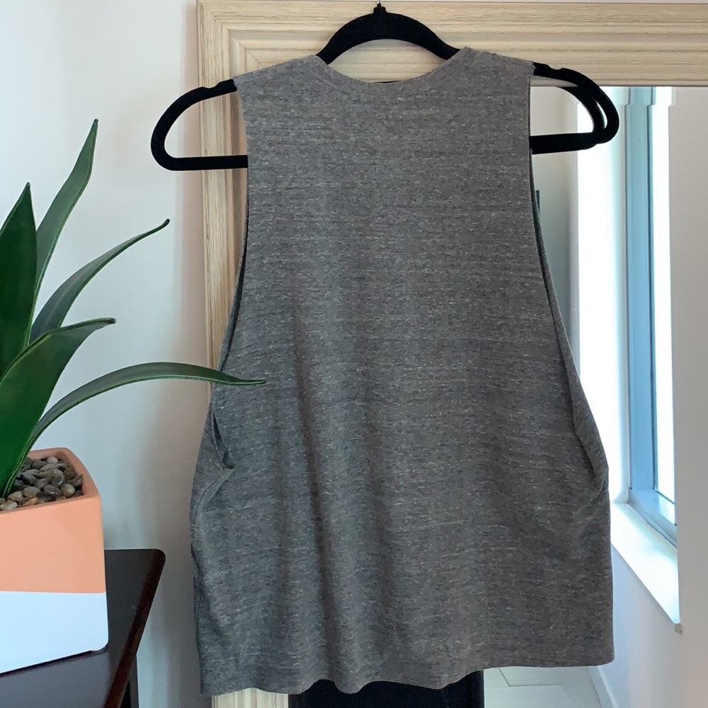 FOREVER 21 The United States of America gray tank top (size small) ✨ - Picture 4 of 4